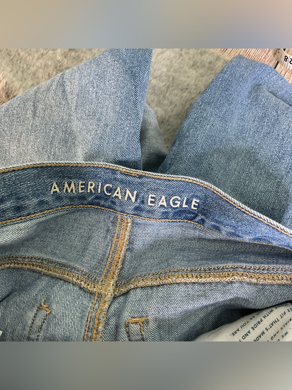 American Eagle Outfitters Light Blue Distressed Mom Jeans Size 2 Long - Picture 11 of 16